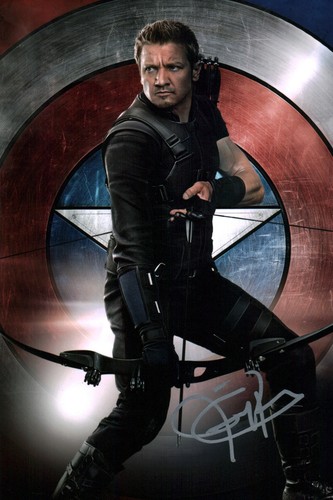 Jeremy renner captain america - jeremy,