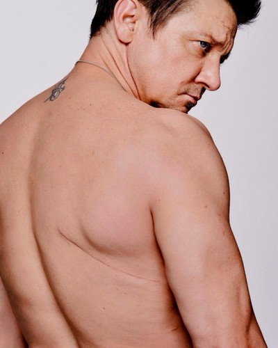 Jeremy renner photo 8x10 - renner,