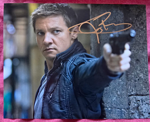 Jeremy renner hand - renner, signed